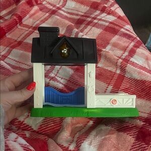 Fisher Price Little People Horse Stable— Lights/Sounds Work (JuJuBe)